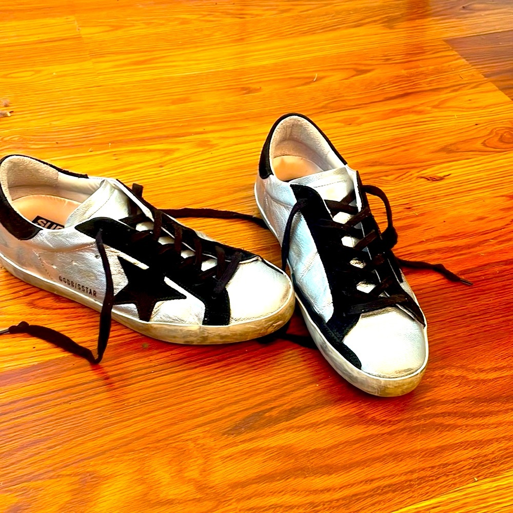 Golden Goose Superstar low-top sneakers size 9